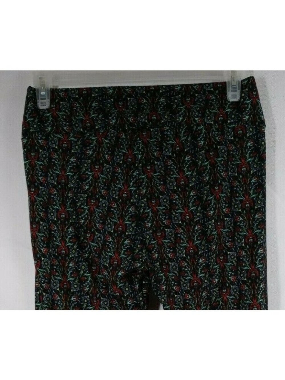 New LuLaRoe Tall & Curvy Leggings Black With Red, Yellow. & Blue Floral Design